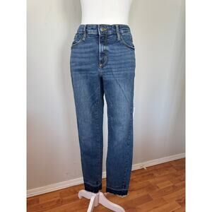 Universal Thread Mid Rise Skinny Jeans Medium Wash Size 8 / 29